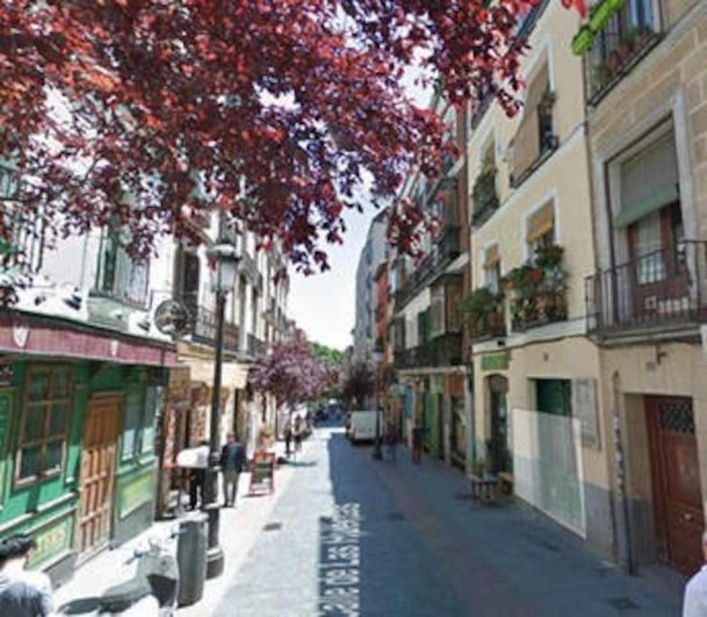 Calle Huertas Acogedor By Regalatemadrid Exterior photo